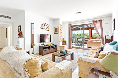 3 Bedroom Penthouse in Casares Playa - Image 5