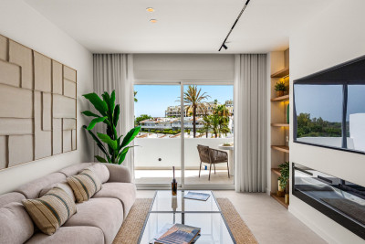 2 Bedroom Penthouse Duplex in Nueva Andalucía - Image 4
