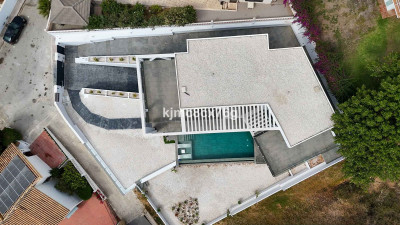 5 Bedroom Detached Villa in El Faro - Image 3