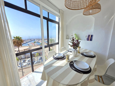 2 Bedroom Middle Floor Apartment in Marbella - Image 1