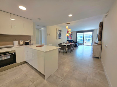 2 Bedroom Ground Floor Apartment in Selwo - Image 3