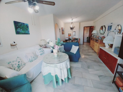 2 Bedroom Top Floor Apartment in Calahonda - Image 2