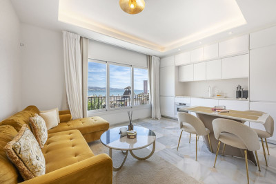 2 Bedroom Top Floor Apartment in Puerto Banús - Image 2