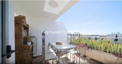 5 Bedroom Penthouse Duplex in La Cala de Mijas - Image 2