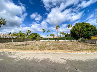 Land in Guadalmina Baja - Image 3