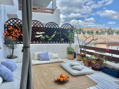 2 Bedroom Middle Floor Apartment in Estepona