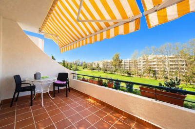 2 Bedroom Middle Floor Apartment in Guadalmina Alta