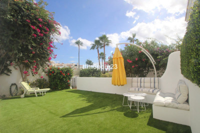 4 Bedroom Semi-Detached House in Casares Playa - Image 1