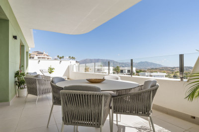 2 Bedroom Ground Floor Apartment in La Cala de Mijas - Image 1