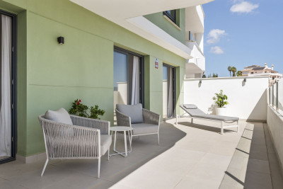 2 Bedroom Ground Floor Apartment in La Cala de Mijas - Image 3
