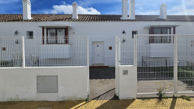 2 Bedroom Townhouse in Doña Julia - Image 2