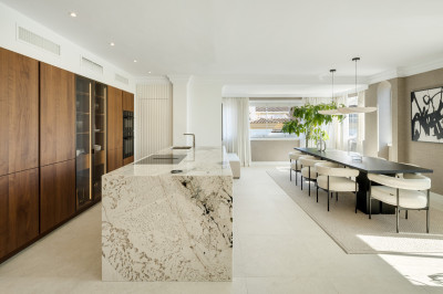 5 Bedroom Penthouse Duplex in The Golden Mile - Image 5