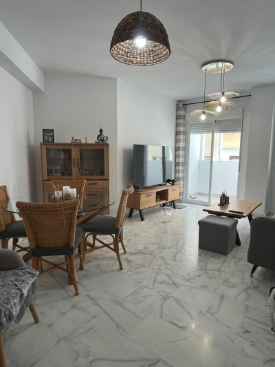 3 Bedroom Middle Floor Apartment in Estepona