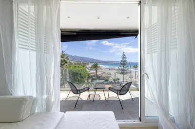 2 Bedroom Middle Floor Apartment in Puerto Banús