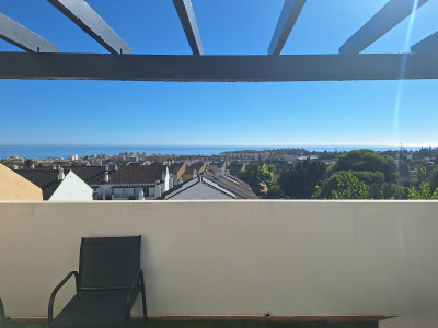 4 Bedroom Townhouse in Marbella - Image 2
