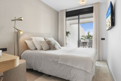 2 Bedroom Ground Floor Apartment in Altos de los Monteros - Image 5