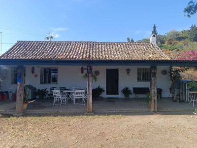 1 Bedroom Finca - Cortijo in Estepona - Image 1
