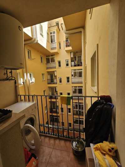 2 Bedroom Middle Floor Apartment in Estepona - Image 4