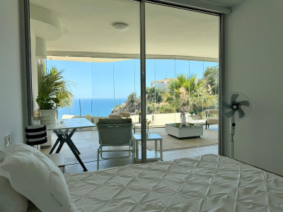 2 Bedroom Middle Floor Apartment in Benalmadena - Image 5