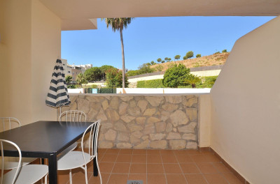 1 Bedroom Ground Floor Apartment in Benalmadena - Image 3