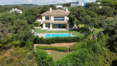 5 Bedroom Detached Villa in Sotogrande Alto - Image 1