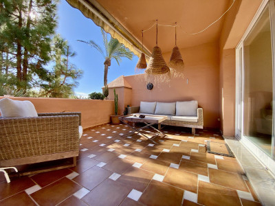 2 Bedroom Middle Floor Apartment in Guadalmina Baja - Image 4