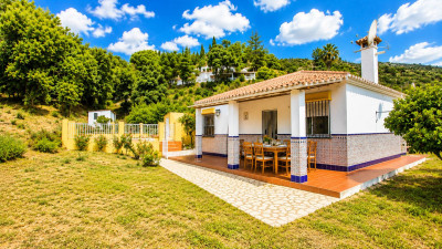 3 Bedroom Finca - Cortijo in Estepona - Image 3