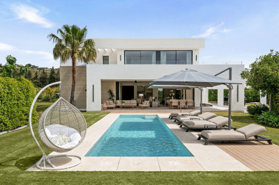 5 Bedroom Detached Villa in La Cala Golf - Image 1