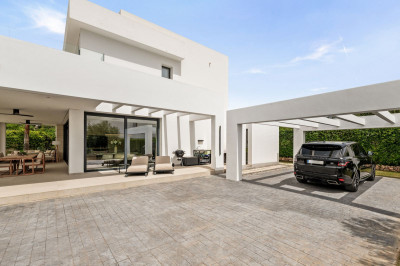 5 Bedroom Detached Villa in La Cala Golf - Image 3