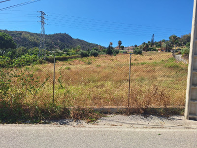 Land in Estepona - Image 4