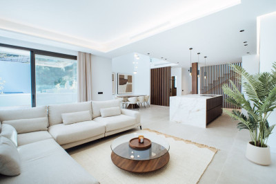 4 Bedroom Detached Villa in Mijas - Image 4
