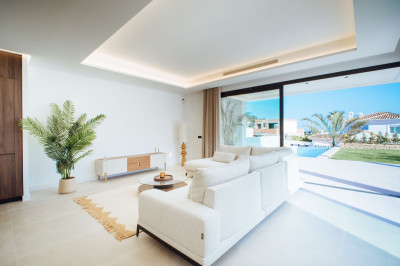 4 Bedroom Detached Villa in Mijas - Image 5
