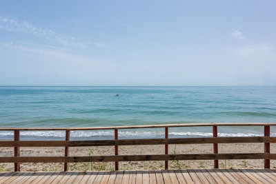 2 Bedroom Townhouse in Estepona - Image 1