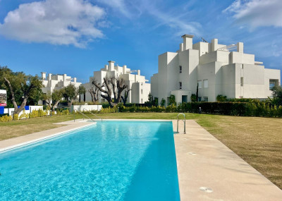 3 Bedroom Ground Floor Apartment in San Roque Club - Image 1