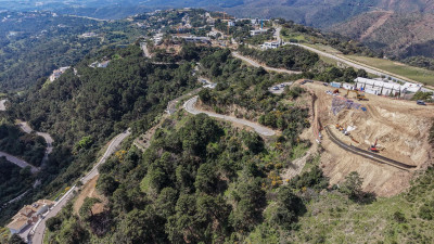 Residential Plot in Benahavís - Image 3