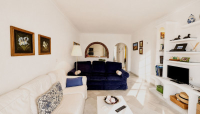 2 Bedroom Ground Floor Apartment in La Cala - Image 4