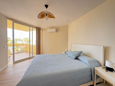 2 Bedroom Middle Floor Apartment in Marbella - Image 5