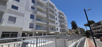 3 Bedroom Middle Floor Apartment in Benalmadena - Image 3