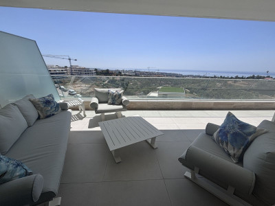 3 Bedroom Middle Floor Apartment in Selwo - Image 3