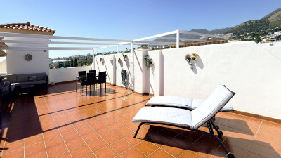 2 Bedroom Penthouse in Benalmadena - Image 2