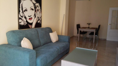 1 Bedroom Middle Floor Apartment in La Duquesa - Image 3