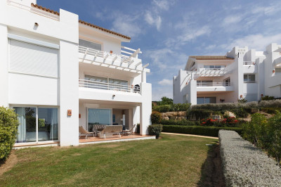 3 Bedroom Ground Floor Apartment in Casares - Image 4