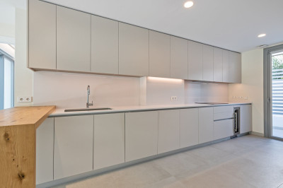 4 Bedroom Semi-Detached House in San Pedro de Alcántara - Image 5