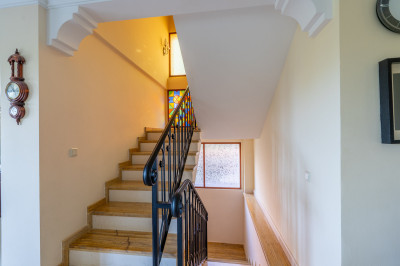 8 Bedroom Detached Villa in Benahavís - Image 3