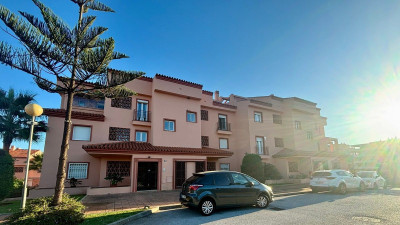 2 Bedroom Middle Floor Apartment in Mijas Costa - Image 1