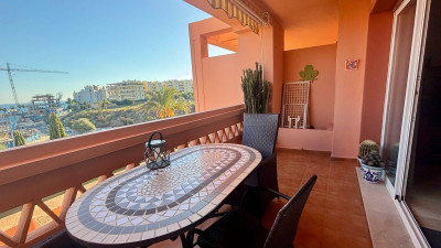 2 Bedroom Middle Floor Apartment in Mijas Costa - Image 2