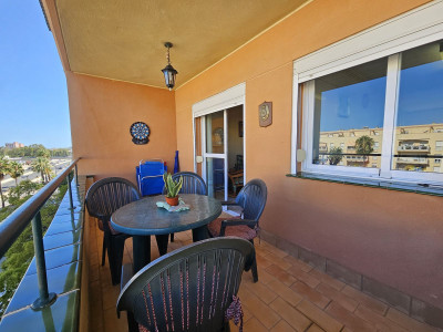 2 Bedroom Middle Floor Apartment in San Luis de Sabinillas