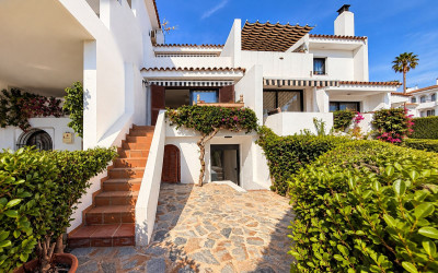 3 Bedroom Townhouse in Cancelada - Image 1