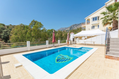 5 Bedroom Detached Villa in Mijas Costa - Image 5