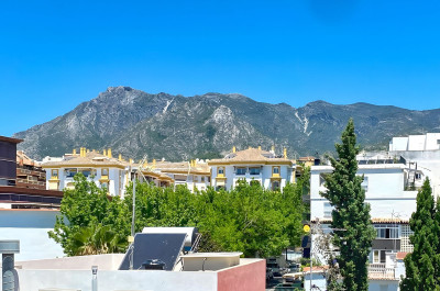 1 Bedroom Penthouse in Marbella - Image 5